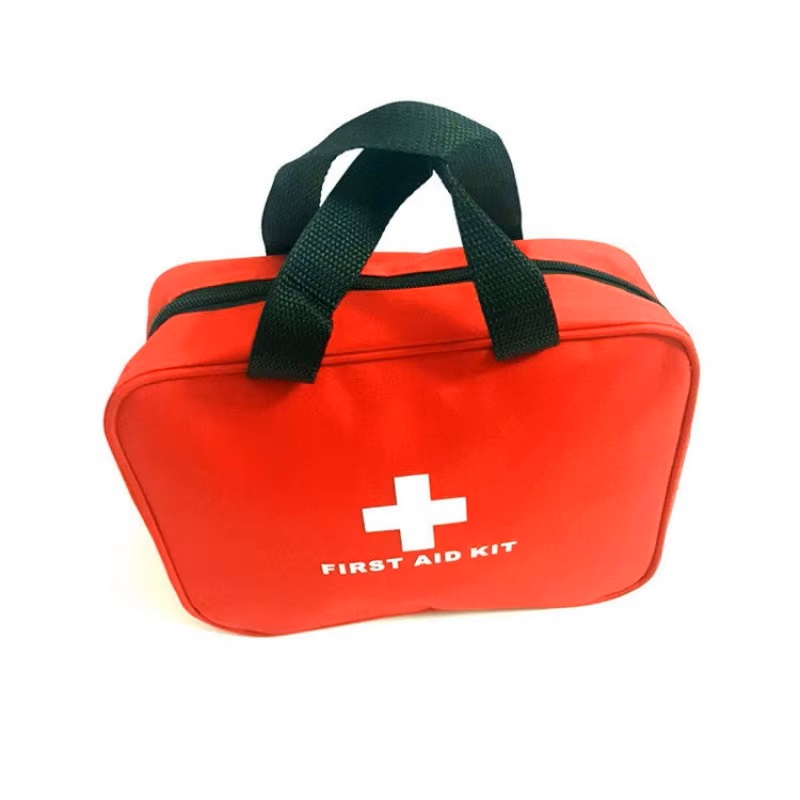 First Aid Bag Kit - حقيبة إسعافات أولية مع حقيبة خفيفة